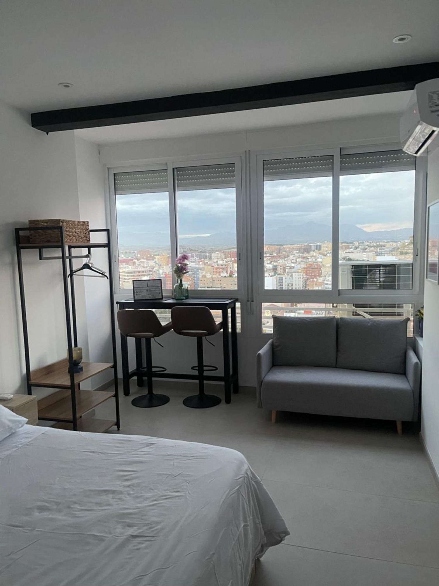 Sky Views Studio In City Centre Alicante Ngoại thất bức ảnh